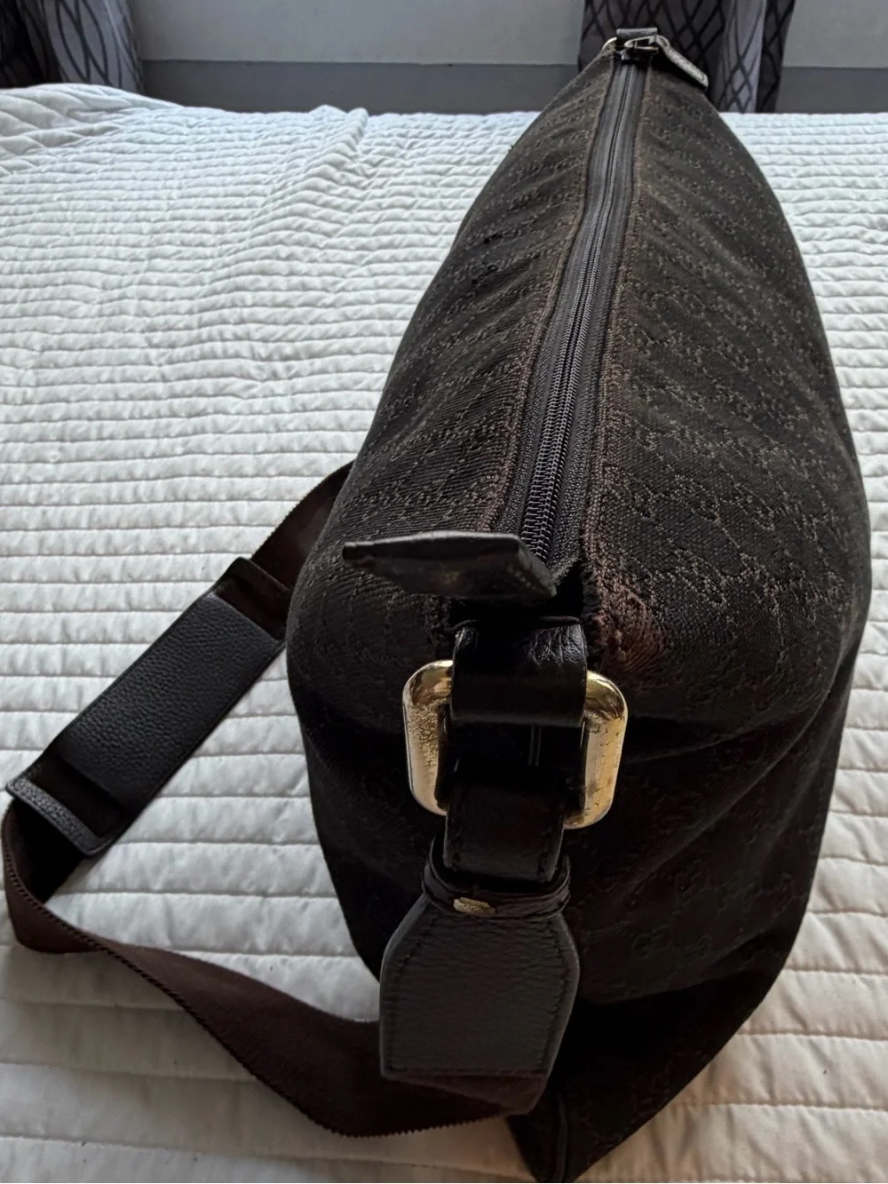 Gucci Black Signature Monogram Large Messenger Bag